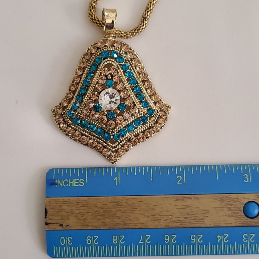 Necklace Set - Picture 6 of 9